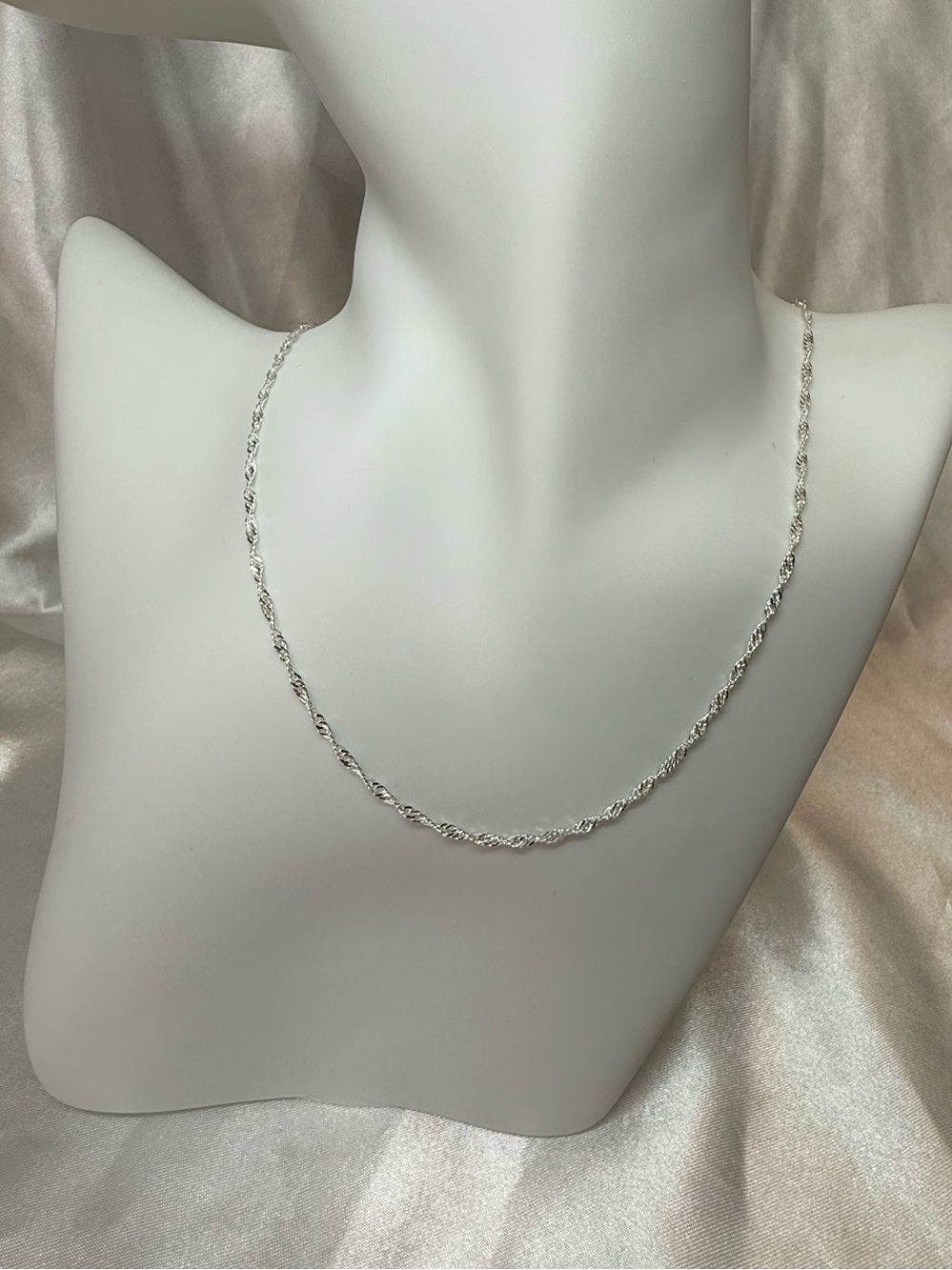 925 Delicate Silver Twisted Rope Necklace - Everyday Elegance Approx 16” - Picture 2 of 7